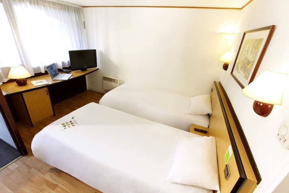 Campanile Hotel 3*